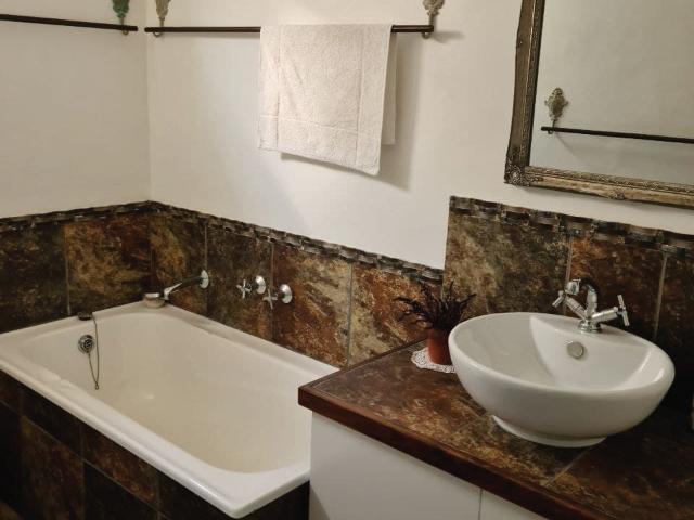 To Let 3 Bedroom Property for Rent in Dwarskersbos Western Cape